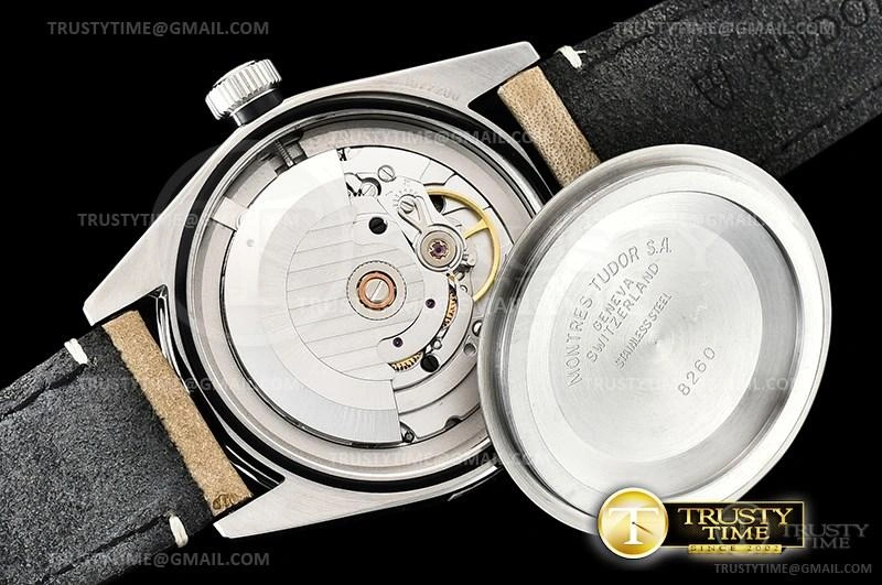 TUD070A – Heritage Black Bay WrinkleFree 1165