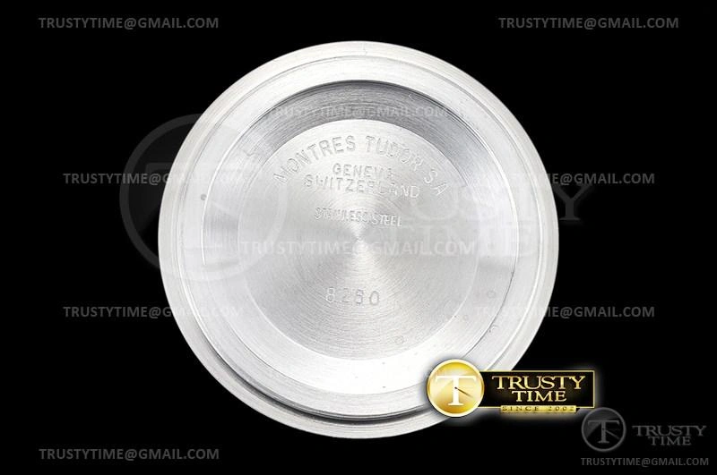 Casual TUD070B – Heritage Black Bay 1167